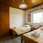 Family Country House-corfu Holidays 度假居 *