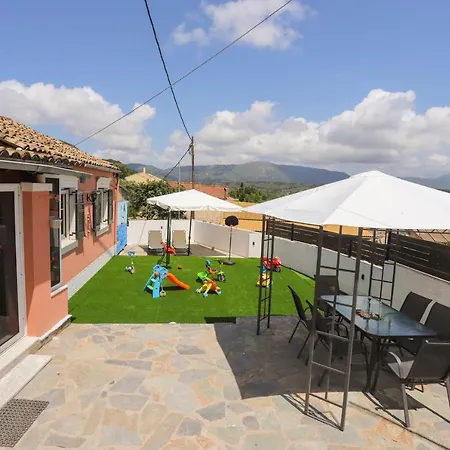 Family Country House-corfu Holidays Hébergement de vacances Kanakádes