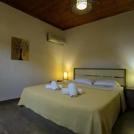 Family Country House-corfu Holidays Kanakádes