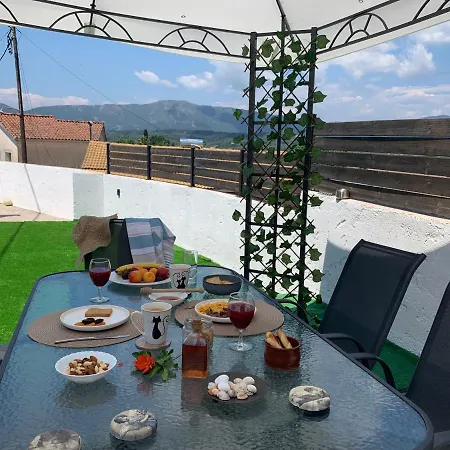Family Country House-corfu Holidays Kanakádes