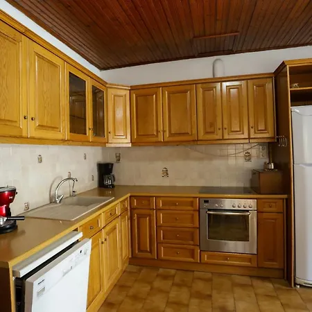 Family Country House-corfu Holidays بيت للعطل *