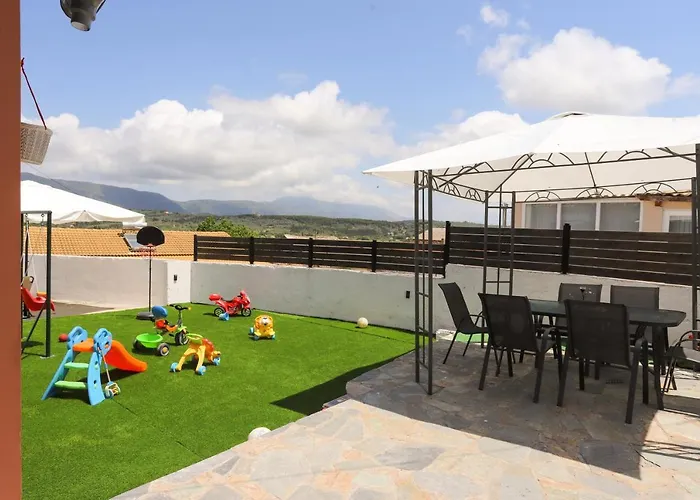 Family Country House-corfu Holidays Kanakádes